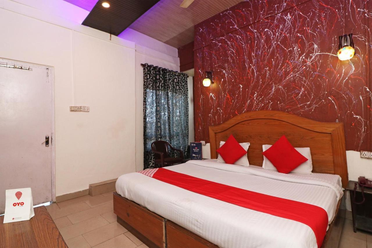 מלון מומביי Oyo 75571 Sai Pooja Lodging מראה חיצוני תמונה