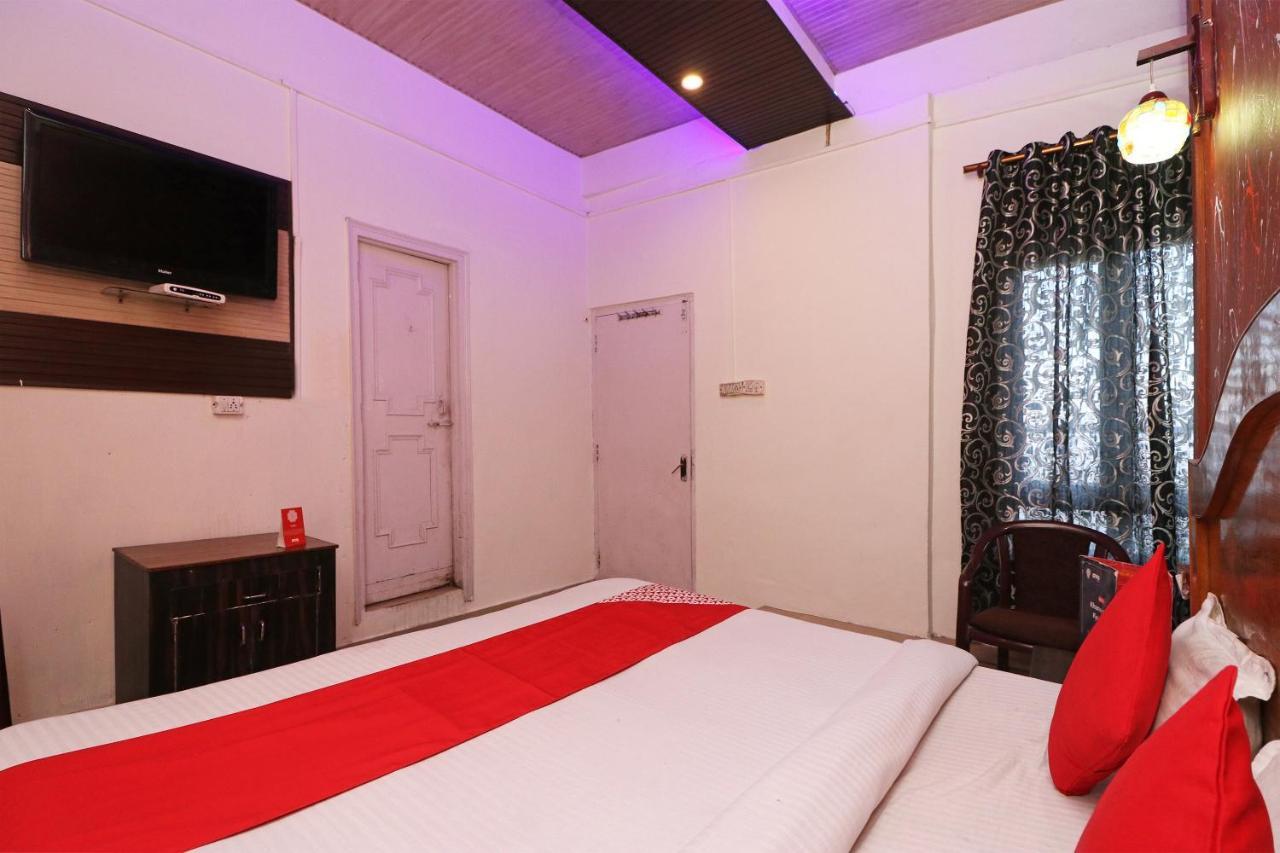 מלון מומביי Oyo 75571 Sai Pooja Lodging מראה חיצוני תמונה
